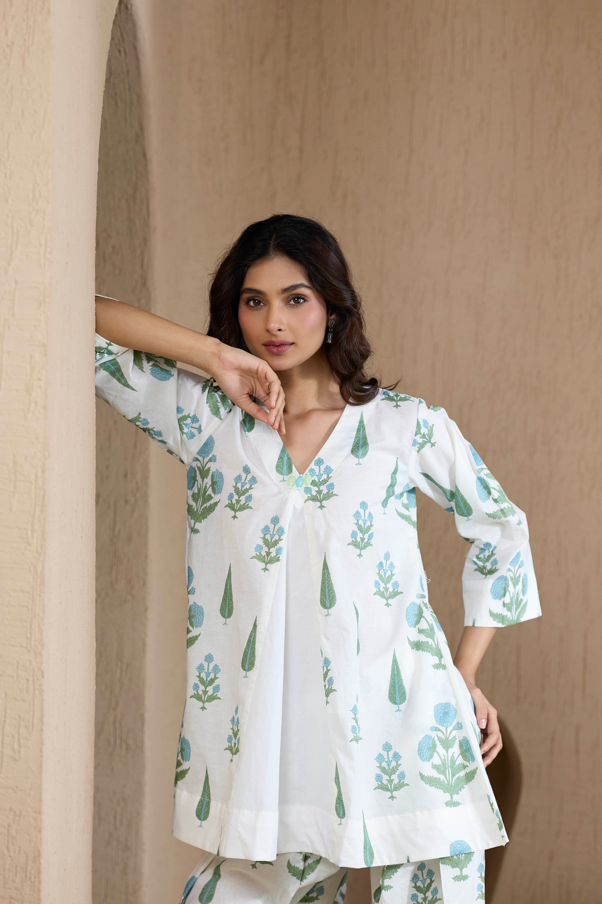 BASIKALI | Gul Farshi - image 5