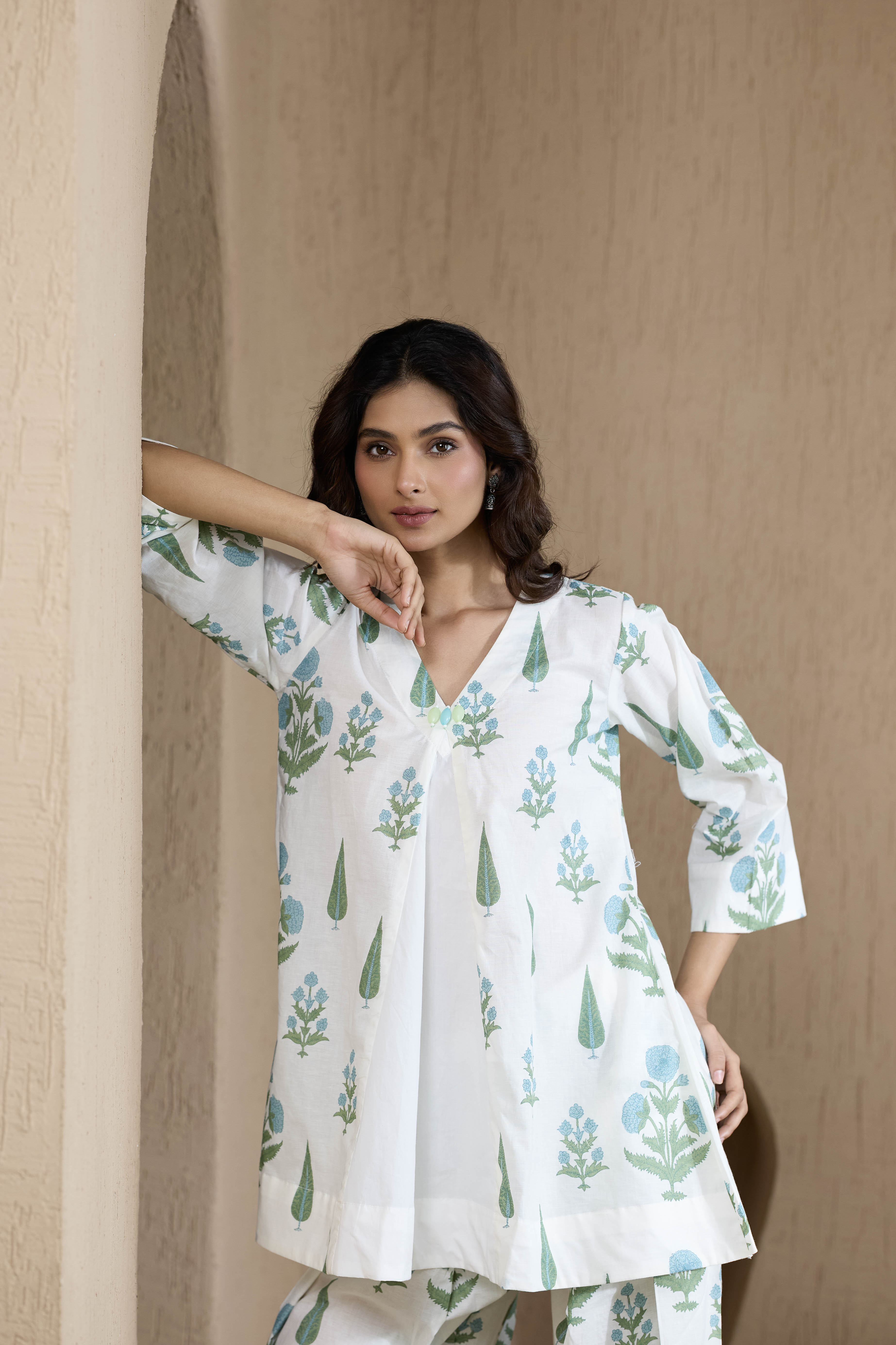BASIKALI | Gul Farshi - image 5